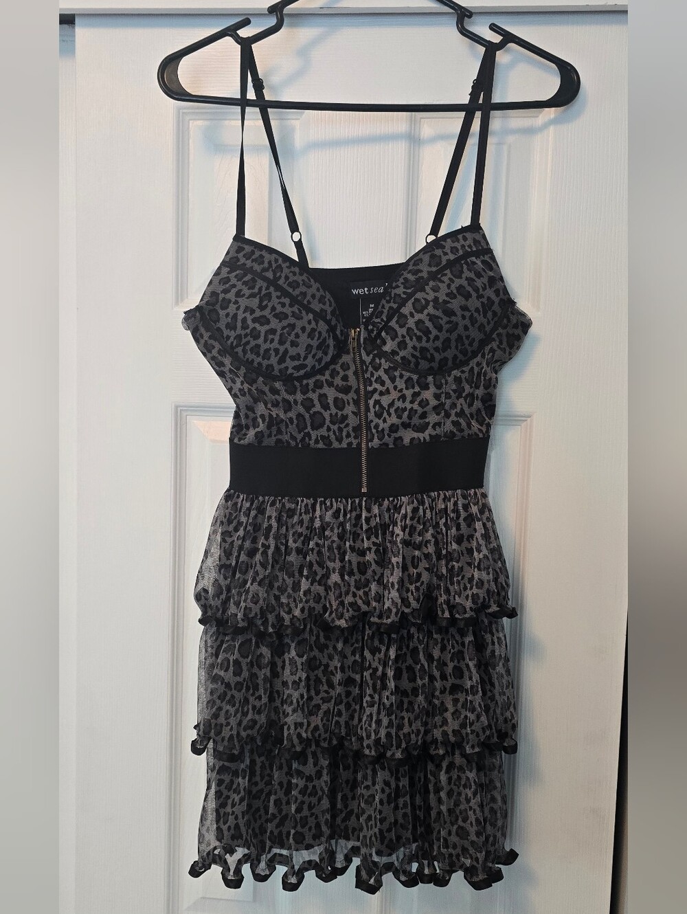 Wet Seal Black & Gray Leopard Tiered Mini Dress - Picture 1 of 3
